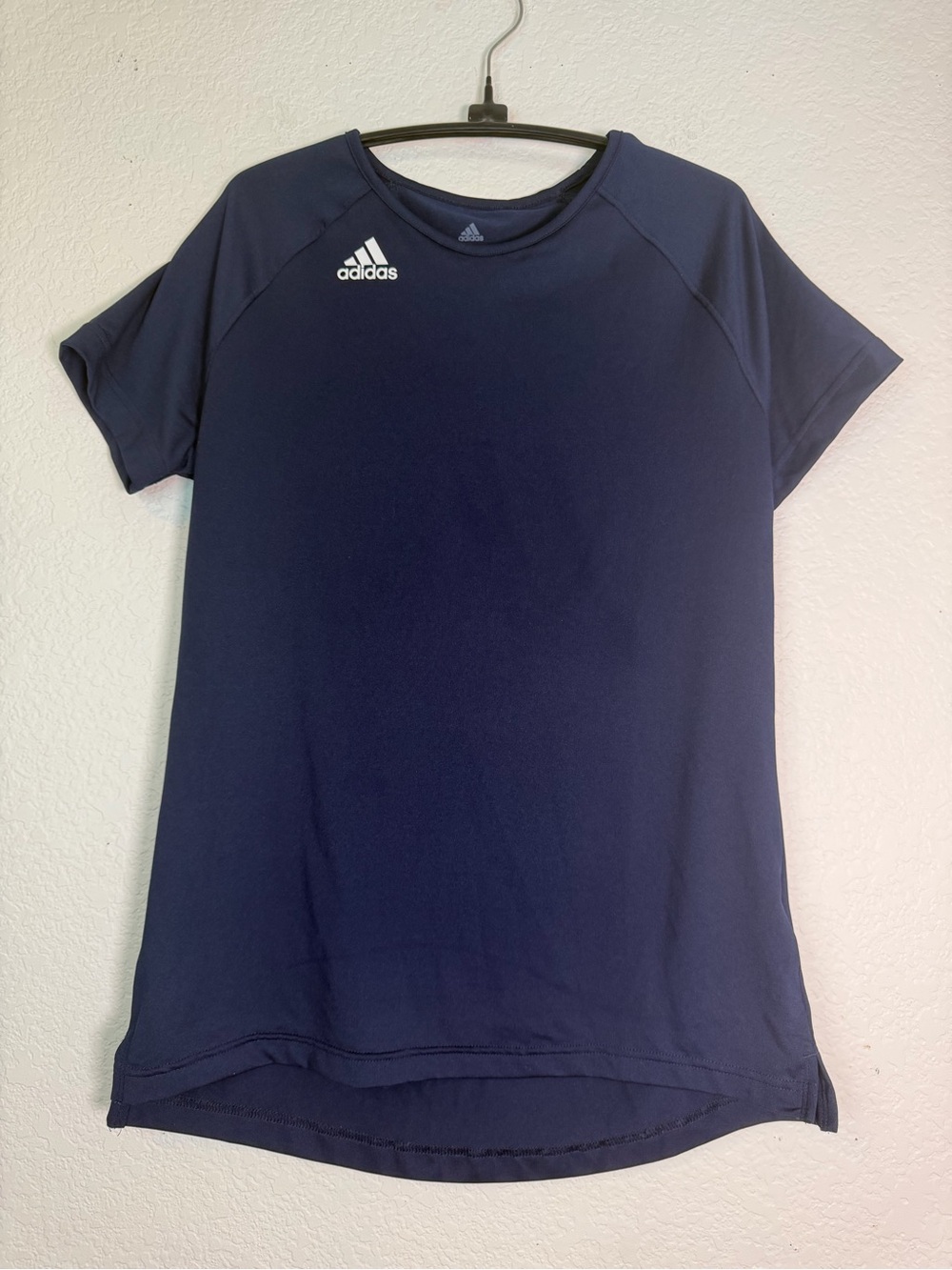 Adidas Women’s Hilo Navy Crew Short Sleeve Performance Volleyball Tee,‎ Size  M